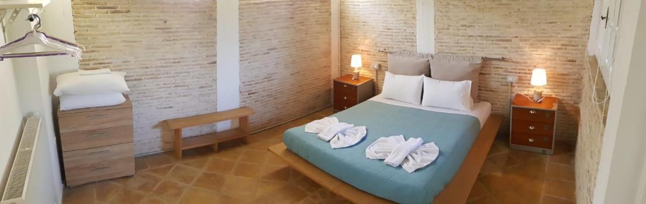 Anemona Apartments And Studios Vasilikí Екстериор снимка